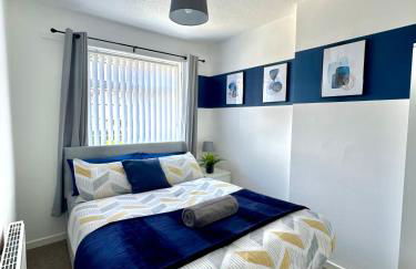 Stunning Open Plan 3 Bed House - Driveway & Garden - Foto 9