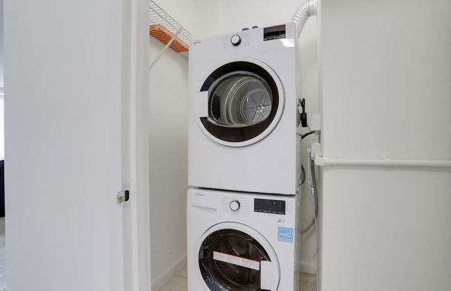 Stylish Comfort Condo in Crystal City - Photo 24