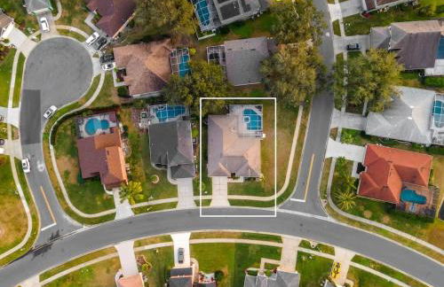 New Listing Pool and Game Room 4BR - Foto 44