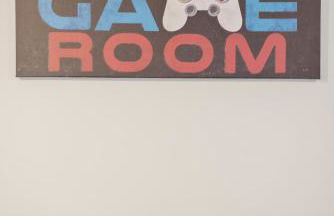 Bo's Big Green Charming Retreat Hot Tub Games - Foto 25