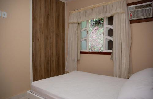 Chalé com Deck e Churrasqueira nas Montanhas - Foto 27