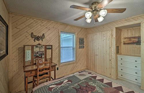 Secluded Edgemont Getaway with Huge Outdoor Deck! - Foto 20