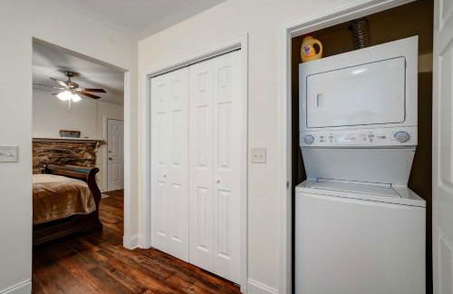 Lakefront Home with Private Dock - in Jasper GA - Foto 33