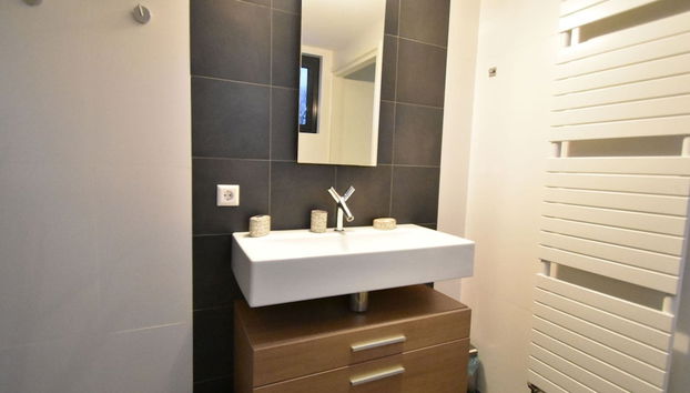 Villa in Kamperland With Garden - Foto 5, Baño