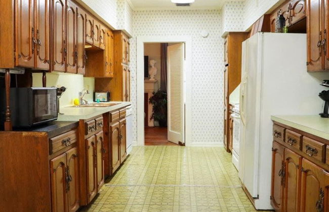 Work Crew Haven Spacious Corporate Lodging - Photo 13