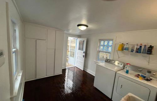 515Escape - Near downtown, private backyard, firepit, bbq, fun! - Foto 31