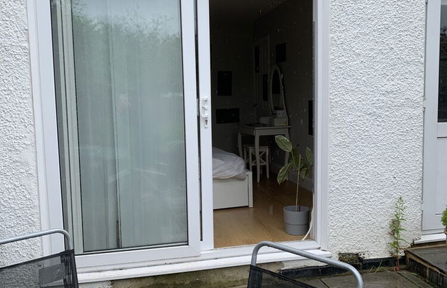 Immaculate 4 Bedroom House, Near Central London - Foto 12