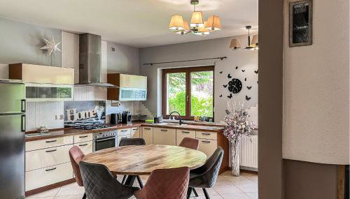 Five Bedroom Cozy Home In Jerzykowo - Foto 4