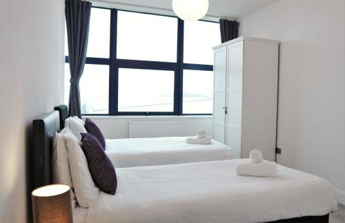 Sapphire House Apartments - Photo 32