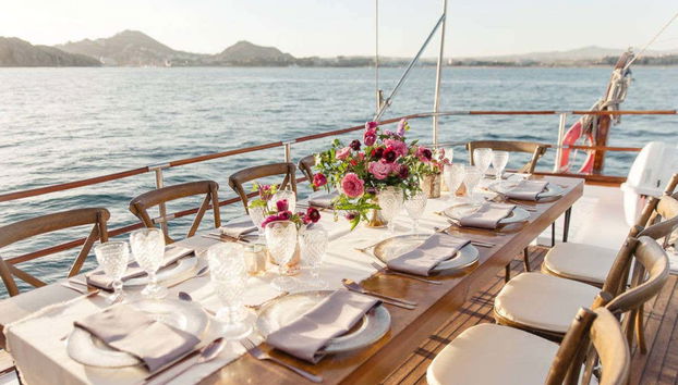 Sunset Yacht Cruise - Foto 3