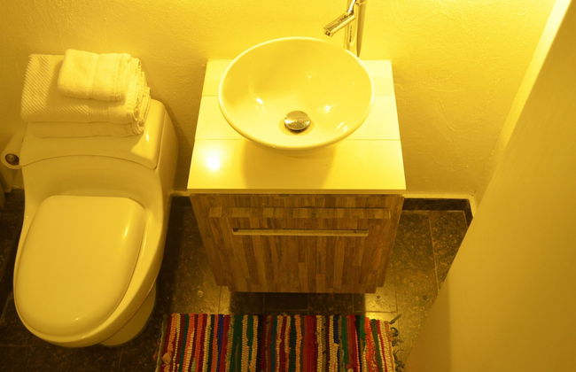 Hotel Living 55 - Photo 33