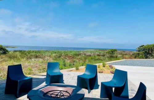 New Modern Waterfront Home w Saltwater Pool - Foto 29