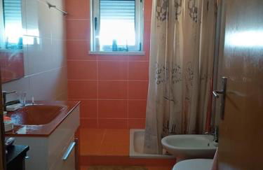 Holiday HouseV5 W/Pool & BBQ - Foto 9