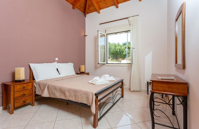 Villa Georgia Large Private Pool Walk to Beach A C Wifi Car Not Required - 1976 - Foto 24