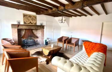 Grade II Listed Farmhouse, Pool, Hot Tub, Games Room, Celebration Hall, Car Park, 10ppl, 45 min from Central London - Foto 60