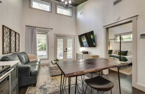 Whitewood with Hot Tub Peaceful Wildwood Retreat - Foto 8