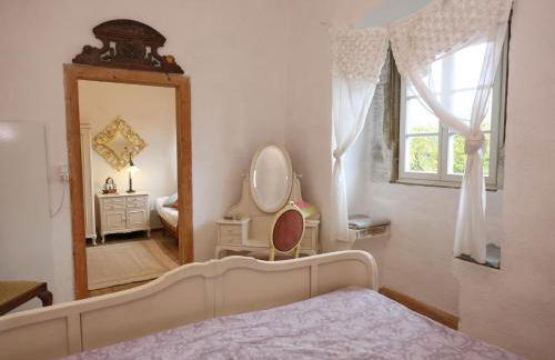 FeWo Zar Ferdinand Schloss Weitersroda - Foto 8