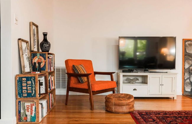 Twin Cabin I - Hot Tub Firepit Hiking Retreat - Foto 5