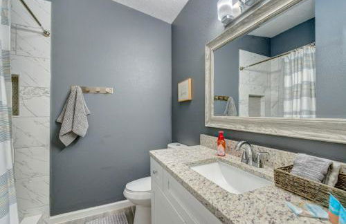 Peaceful Lady Lake Home with Screened-In Porch! - Foto 14