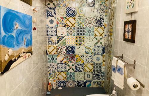 The Flowers' House - Photo 19