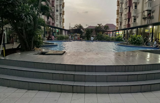 Minimalist and Cozy 2BR Apartment at Casablanca East Residence - Foto 20