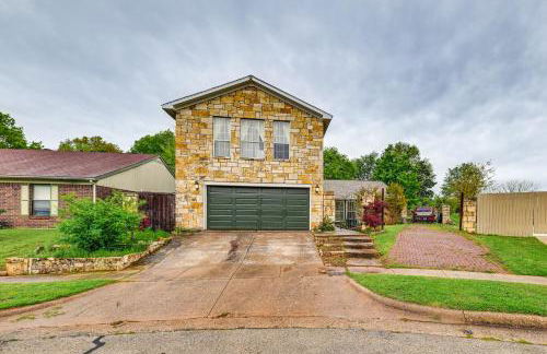 Spacious Family Home with Fenced Yard in DFW Area - Foto 41