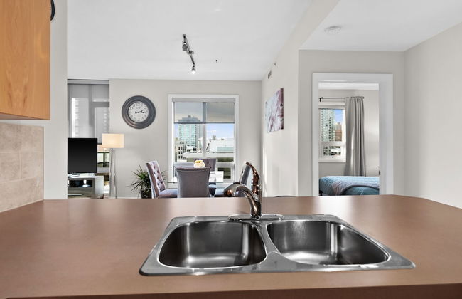 GLOBALSTAY. Gorgeous Downtown Condos. Free parking - Photo 49