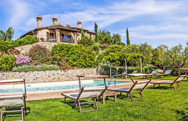 2 bedroom Apartment in Allerona with swimming pool and garden - Photo 1