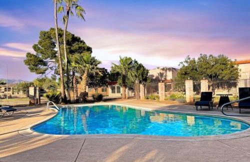 Cheerful & Relaxing 5 Location Pool Parking - Foto 28