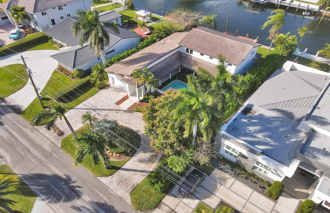 Amazing 7 BR Villa With Heated Pool Near the Beach - Foto 53