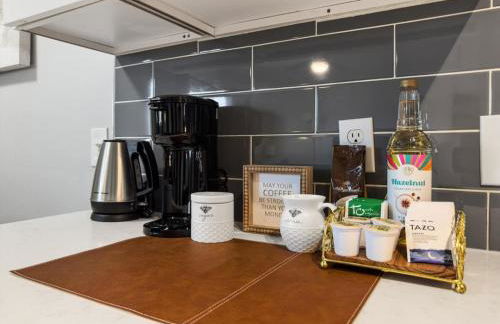 Mins 2 Dwntown - Private Stay - Nestled Austin Pad - Foto 18