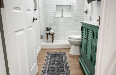 Bright & Cozy Basement Retreat - Foto 9