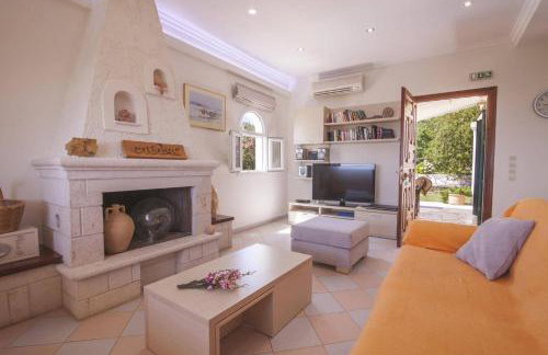 Villa Ftelias by Villa Plus - Photo 27