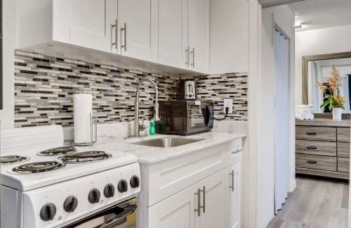 !!Coral Sands 1 Bedroom Stunner!! - Foto 14