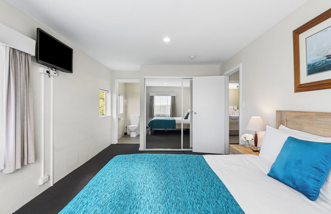 Bay View Villas - Photo 16