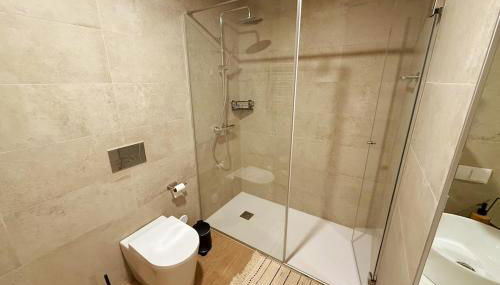 The Aven1da - Foto 2, Shower