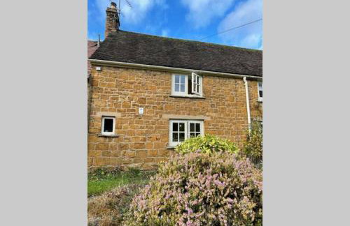 Cotswolds Cottage Ilmington with Wood Burning Stove & BBQ - pet friendly - Foto 23