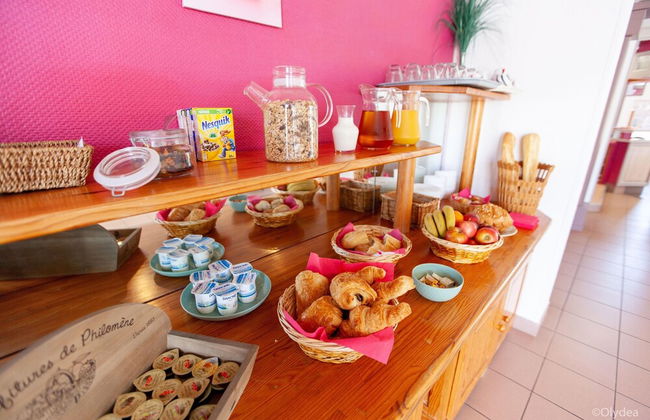 8-guests Holiday Home in Cassen - Photo 8