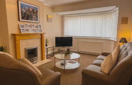 Elegant & Cozy 3 Bed End Terraced Stay - Foto 22