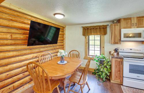 Remote Custer Cabin with Fire Pit and Near State Park! - Foto 5