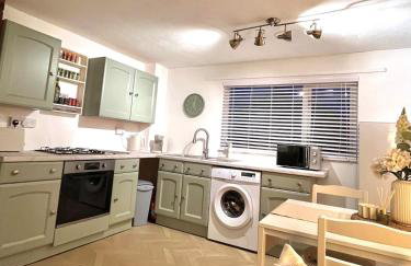 The Garden Annexe, walk to Derriford and close to Dartmoor with Parking - Foto 5