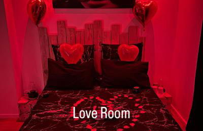 La Maison des Plaisirs Love room - Foto 17
