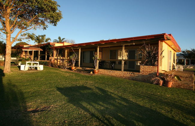 Lake Edge Holiday Units - Foto 33