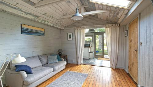 Isle of Wight Cabin - Foto 5, stove, locker