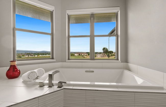 Luxury Home With Spectacular Rocky Mountain Views - Foto 25