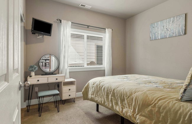 Hot-tub, Pet-friendly, 30 min to Mt Bachelor! - Foto 3