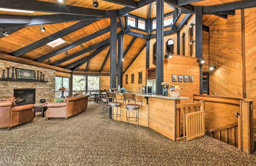 Cozy Grand Woodland Cabin with Mountain Views - Foto 9