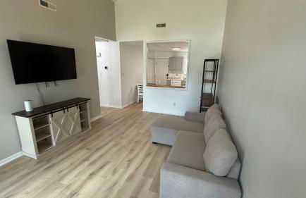 Cozy 2BR Hideaway - I Heart Jacksonville - Foto 3