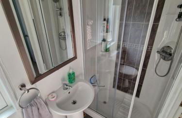 The Forest Cabin Holiday Home 15 - Foto 9