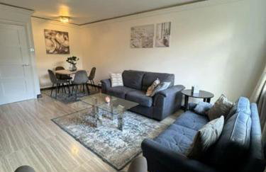 Stylish London Stay 2-Bedroom Duplex Sleeps 6 - Foto 41